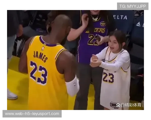 詹姆斯举办球迷见面会，现场哭点满满