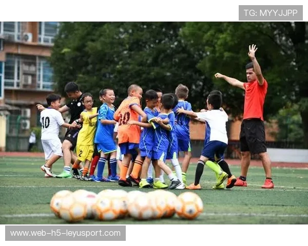 足球青训机构是否能确保训练安全，足球青训训练营
