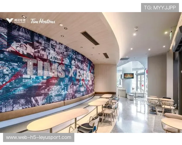 传统电竞俱乐部在社交媒体时代的品牌形象构建